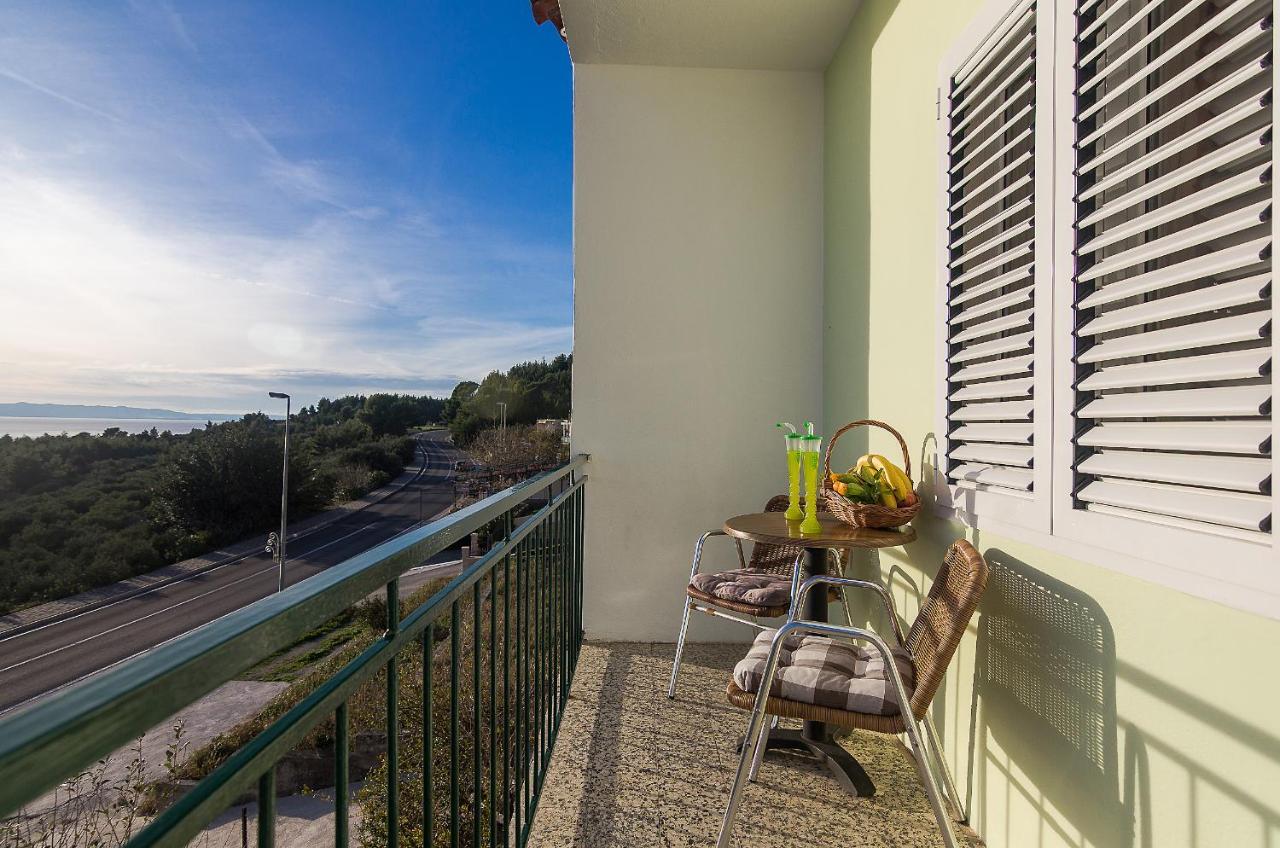 Apartment Lijana Sea View Tucepi Exterior photo